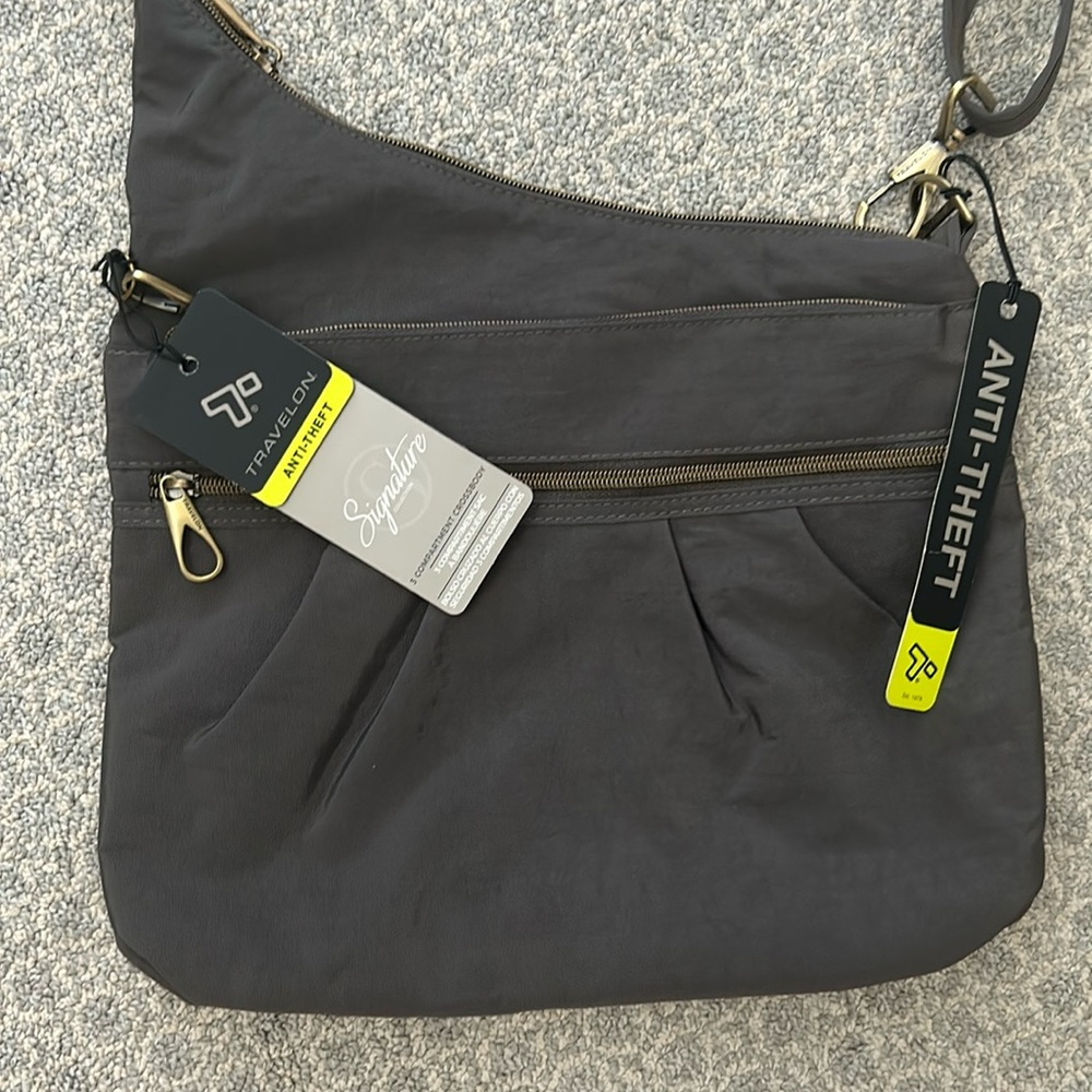 Travelon Anti-Theft Signature 3 Compartment Cross Body Bag